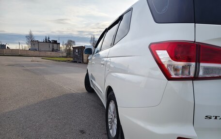 SsangYong Stavic, 2013 год, 1 590 000 рублей, 8 фотография