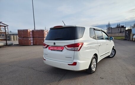SsangYong Stavic, 2013 год, 1 590 000 рублей, 6 фотография