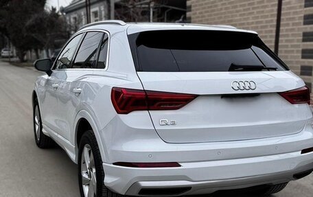 Audi Q3, 2022 год, 2 740 000 рублей, 10 фотография