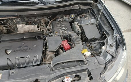 Mitsubishi Outlander III рестайлинг 3, 2013 год, 1 400 000 рублей, 19 фотография