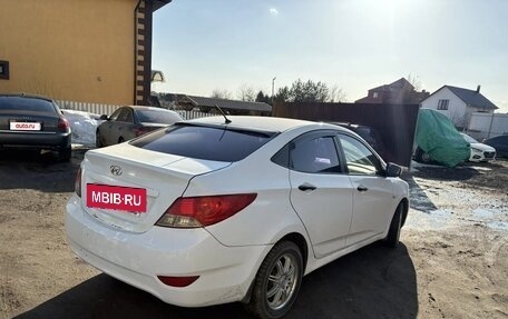 Hyundai Solaris II рестайлинг, 2011 год, 360 000 рублей, 5 фотография