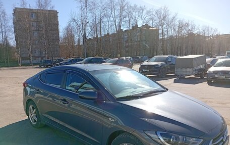 Hyundai Elantra VI рестайлинг, 2017 год, 1 250 000 рублей, 3 фотография