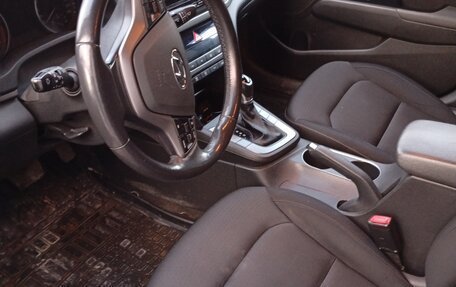 Hyundai Elantra VI рестайлинг, 2017 год, 1 250 000 рублей, 8 фотография