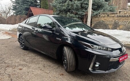 Toyota Prius IV XW50, 2018 год, 2 150 000 рублей, 19 фотография