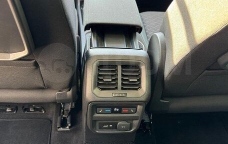 Volkswagen Tiguan II, 2019 год, 2 490 000 рублей, 8 фотография