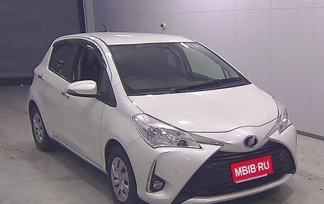 Toyota Vitz, 2019 год, 1 050 000 рублей, 3 фотография