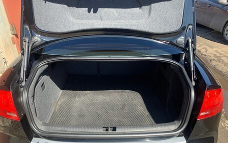 Audi A4, 2006 год, 900 000 рублей, 10 фотография