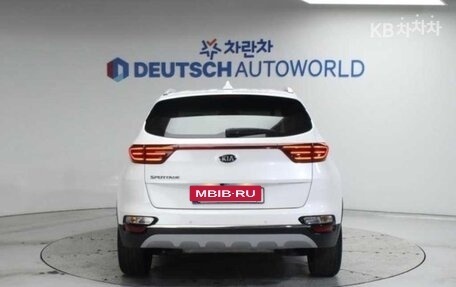 KIA Sportage IV рестайлинг, 2020 год, 2 085 000 рублей, 4 фотография