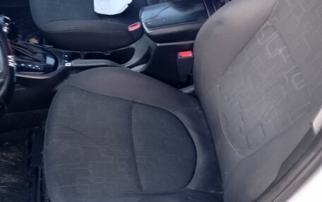 KIA Rio III рестайлинг, 2014 год, 500 000 рублей, 13 фотография