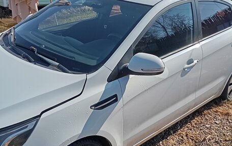 KIA Rio III рестайлинг, 2014 год, 500 000 рублей, 24 фотография