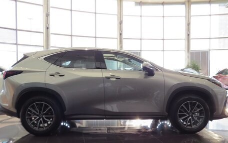 Lexus NX, 2025 год, 5 500 000 рублей, 3 фотография