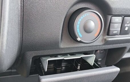 Toyota HiAce H200, 2026 год, 4 200 000 рублей, 6 фотография