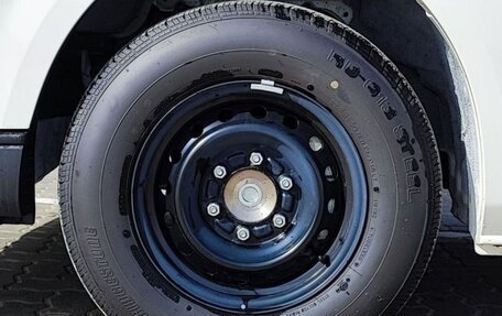 Toyota HiAce H200, 2026 год, 4 200 000 рублей, 15 фотография