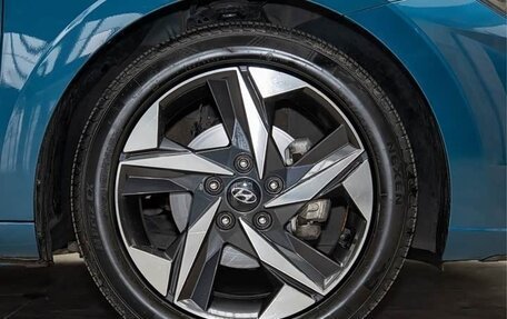 Hyundai Elantra, 2022 год, 1 500 000 рублей, 21 фотография