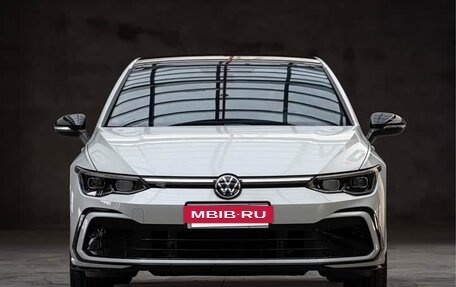 Volkswagen Golf VIII, 2023 год, 1 800 000 рублей, 6 фотография