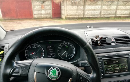 Skoda Octavia, 2013 год, 1 050 000 рублей, 24 фотография
