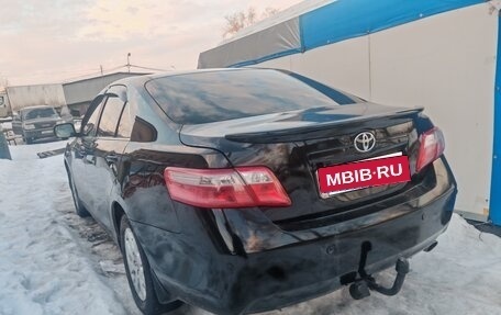 Toyota Camry, 2008 год, 850 000 рублей, 2 фотография