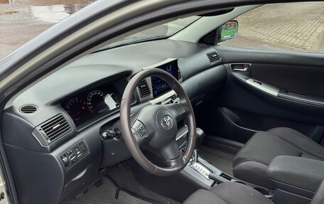 Toyota Corolla, 2004 год, 630 000 рублей, 17 фотография