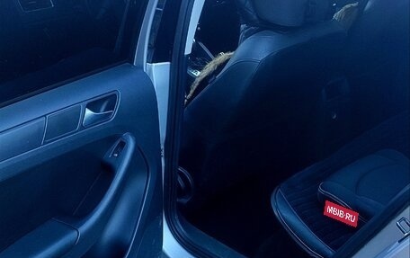 Volkswagen Jetta VI, 2012 год, 950 000 рублей, 8 фотография