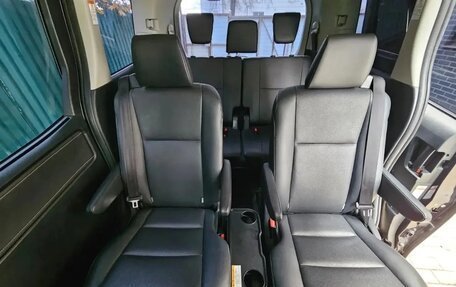 Toyota Esquire I, 2015 год, 1 850 000 рублей, 13 фотография