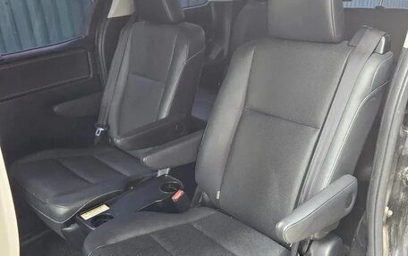 Toyota Esquire I, 2015 год, 1 850 000 рублей, 14 фотография