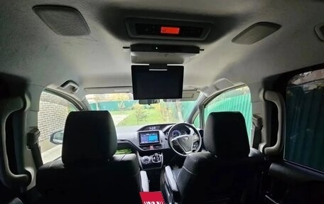 Toyota Esquire I, 2015 год, 1 850 000 рублей, 12 фотография