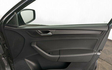 Volkswagen Polo VI (EU Market), 2021 год, 1 740 000 рублей, 24 фотография