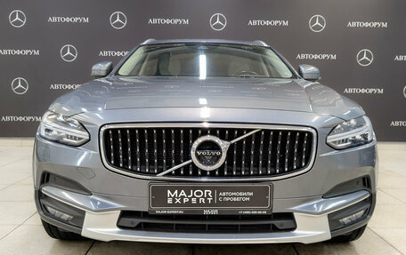 Volvo V90 Cross Country I рестайлинг, 2019 год, 3 990 000 рублей, 2 фотография