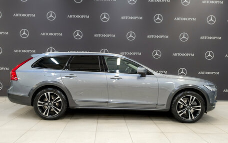 Volvo V90 Cross Country I рестайлинг, 2019 год, 3 990 000 рублей, 4 фотография