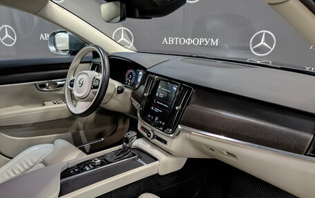 Volvo V90 Cross Country I рестайлинг, 2019 год, 3 990 000 рублей, 13 фотография