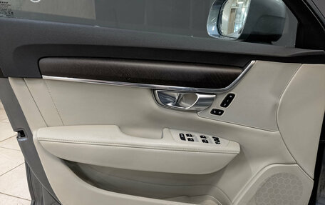 Volvo V90 Cross Country I рестайлинг, 2019 год, 3 990 000 рублей, 19 фотография