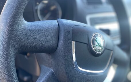 Skoda Octavia, 2011 год, 850 000 рублей, 11 фотография