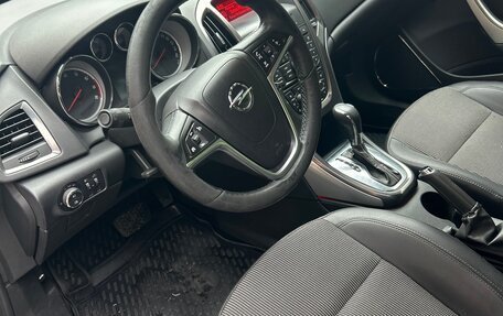 Opel Astra J, 2011 год, 610 000 рублей, 8 фотография