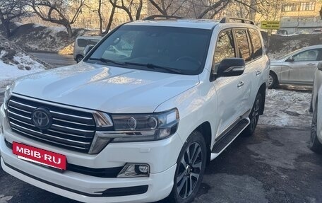 Toyota Land Cruiser 200, 2017 год, 6 600 000 рублей, 6 фотография