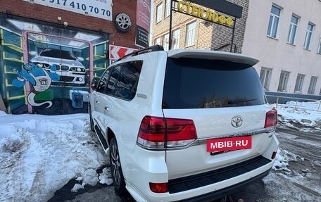 Toyota Land Cruiser 200, 2017 год, 6 600 000 рублей, 11 фотография