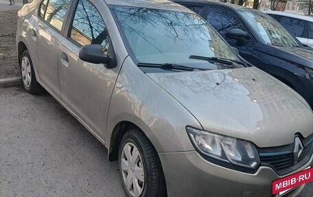 Renault Logan II, 2014 год, 420 000 рублей, 3 фотография