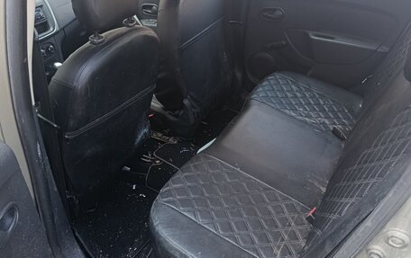 Renault Logan II, 2014 год, 420 000 рублей, 12 фотография