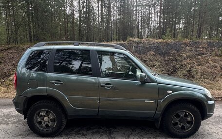 Chevrolet Niva I рестайлинг, 2011 год, 340 000 рублей, 3 фотография