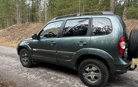 Chevrolet Niva I рестайлинг, 2011 год, 340 000 рублей, 6 фотография