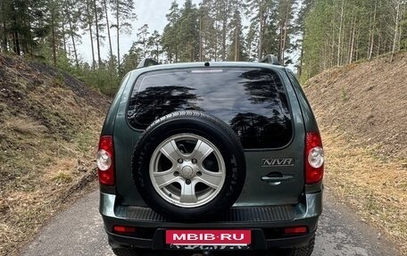 Chevrolet Niva I рестайлинг, 2011 год, 340 000 рублей, 4 фотография