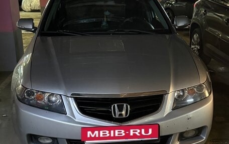 Honda Accord VII рестайлинг, 2006 год, 700 000 рублей, 2 фотография