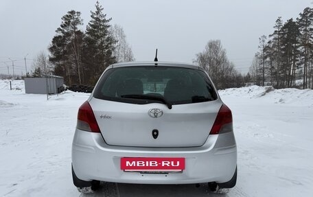 Toyota Vitz, 2009 год, 630 000 рублей, 2 фотография