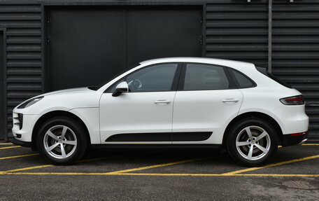 Porsche Macan I рестайлинг, 2021 год, 6 000 000 рублей, 2 фотография