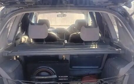 Toyota Ipsum II, 2000 год, 480 000 рублей, 4 фотография