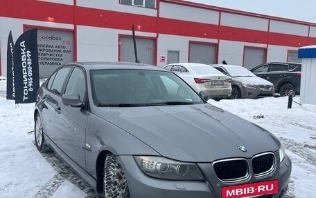 BMW 3 серия, 2010 год, 750 000 рублей, 2 фотография