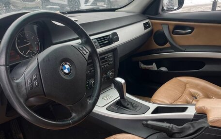BMW 3 серия, 2010 год, 750 000 рублей, 9 фотография
