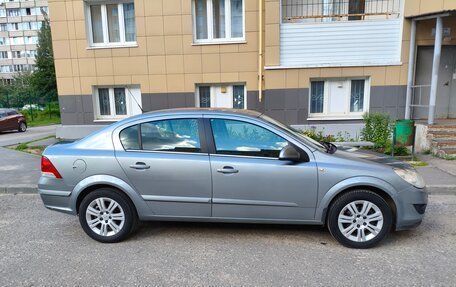 Opel Astra H, 2011 год, 700 000 рублей, 2 фотография