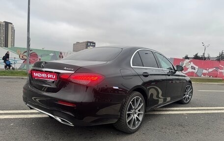 Mercedes-Benz E-Класс, 2021 год, 4 700 000 рублей, 4 фотография