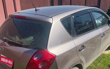 KIA cee'd I рестайлинг, 2007 год, 250 000 рублей, 2 фотография