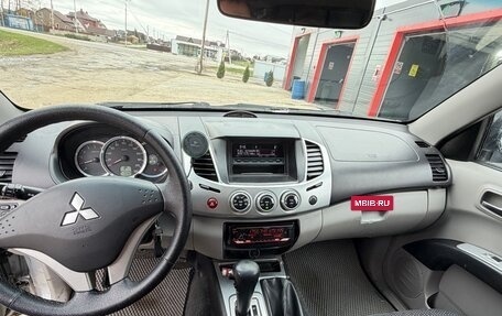 Mitsubishi L200 IV рестайлинг, 2011 год, 1 500 000 рублей, 3 фотография